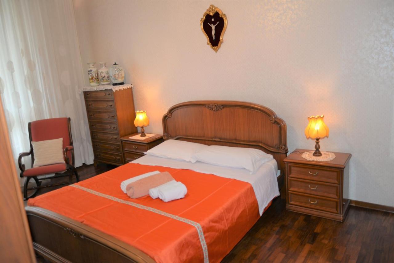 House Montecucco By Holiday World Apartman Torino Kültér fotó